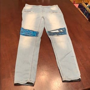 Girls justice expandable waist sz 16 jean w/ seq